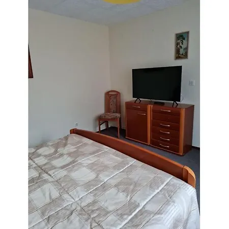 At Bauernsee Modern Retreat Kagel